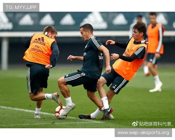 皇家体育社区交流平台：与全球玩家共同探讨游戏技巧与最新动态